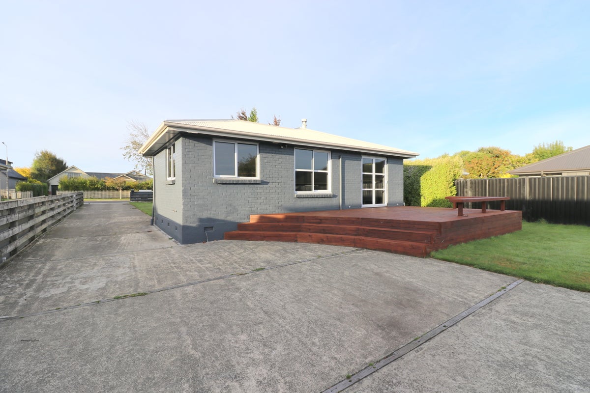 4 Lamond Street West, Rosedale, Invercargill - Carousel 35