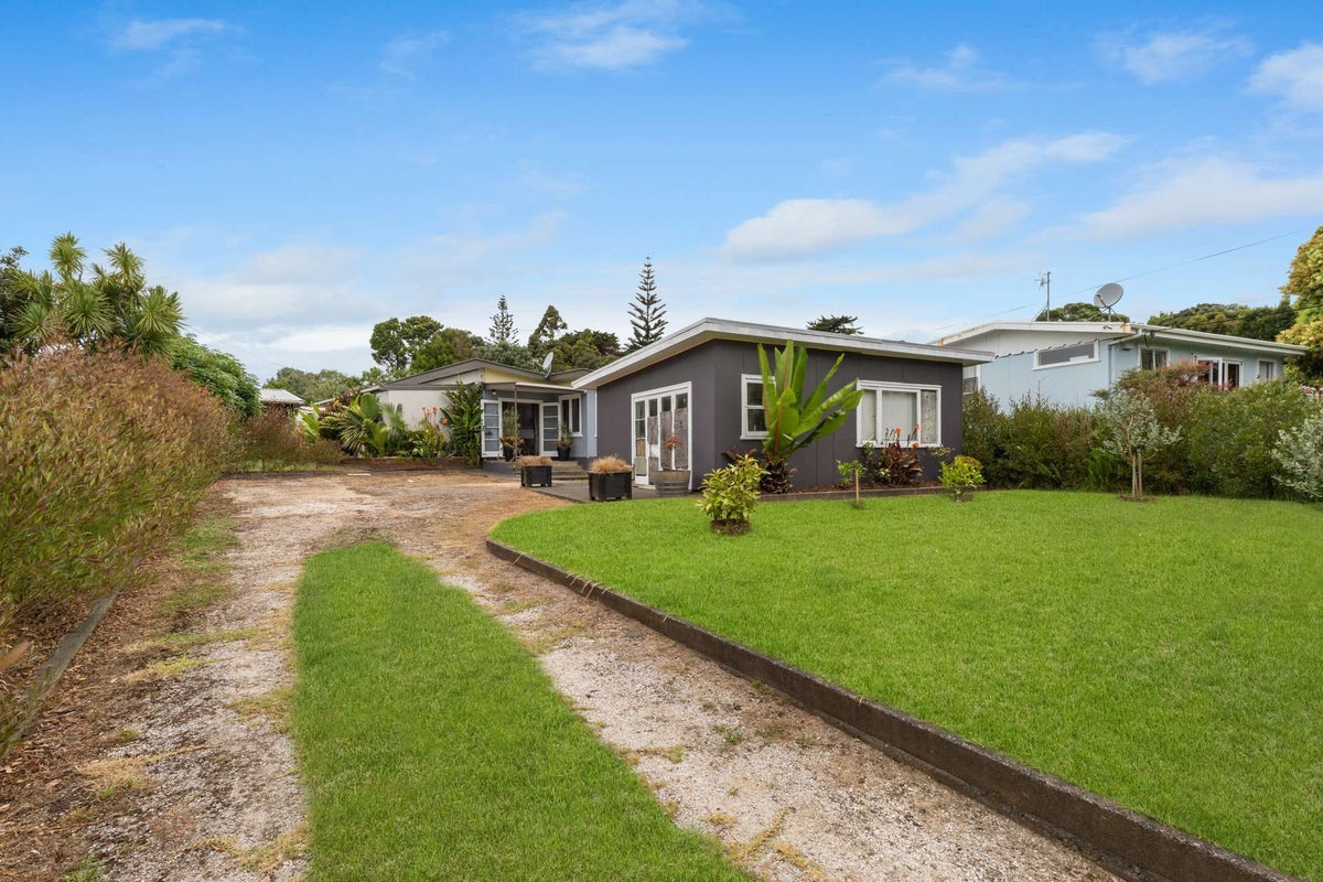 43 James Mcleod Road, Helensville - Carousel 2
