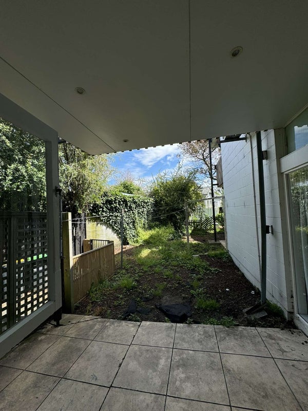 1/136 Holly Road, St Albans, Christchurch - Carousel 19