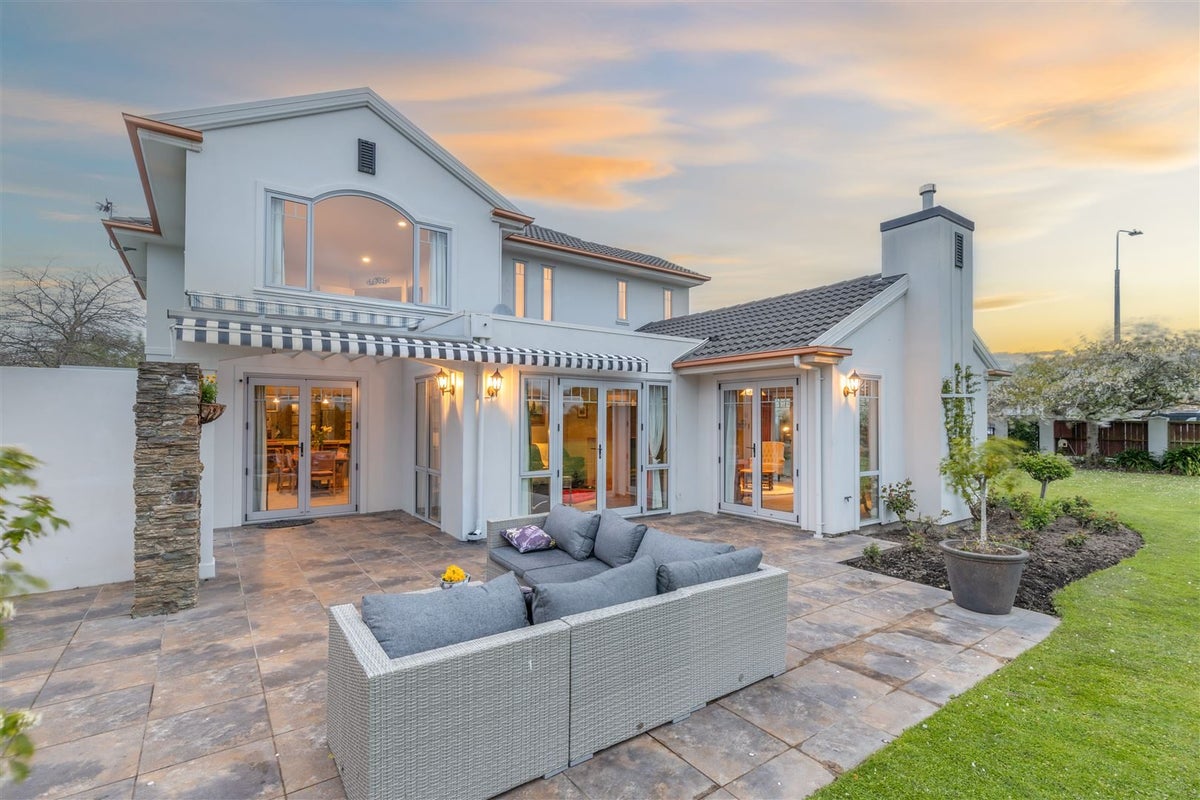 204 Cavendish Road, Casebrook, Christchurch - Carousel 2