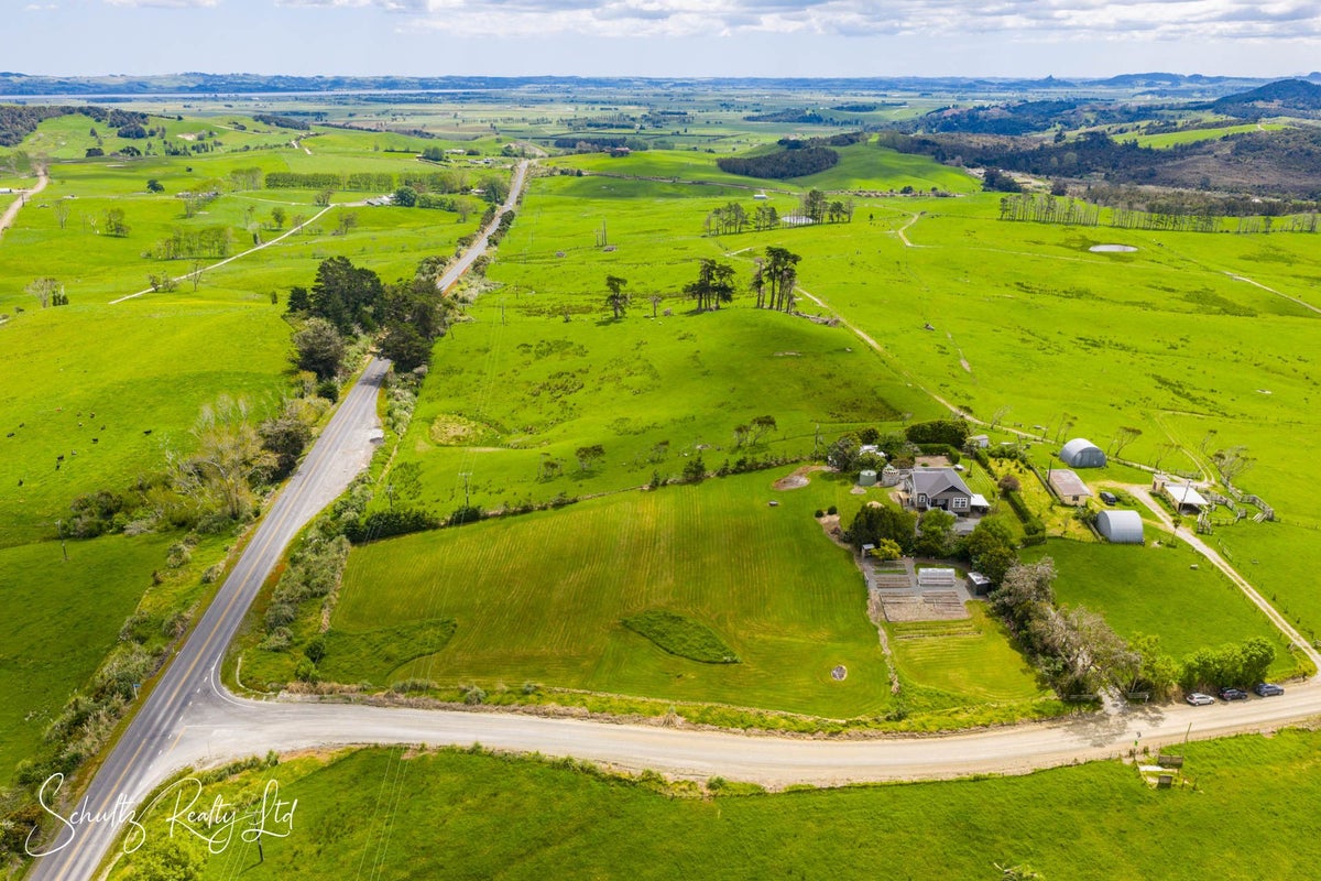 17 Oparakau Road, Matakohe - Carousel 50