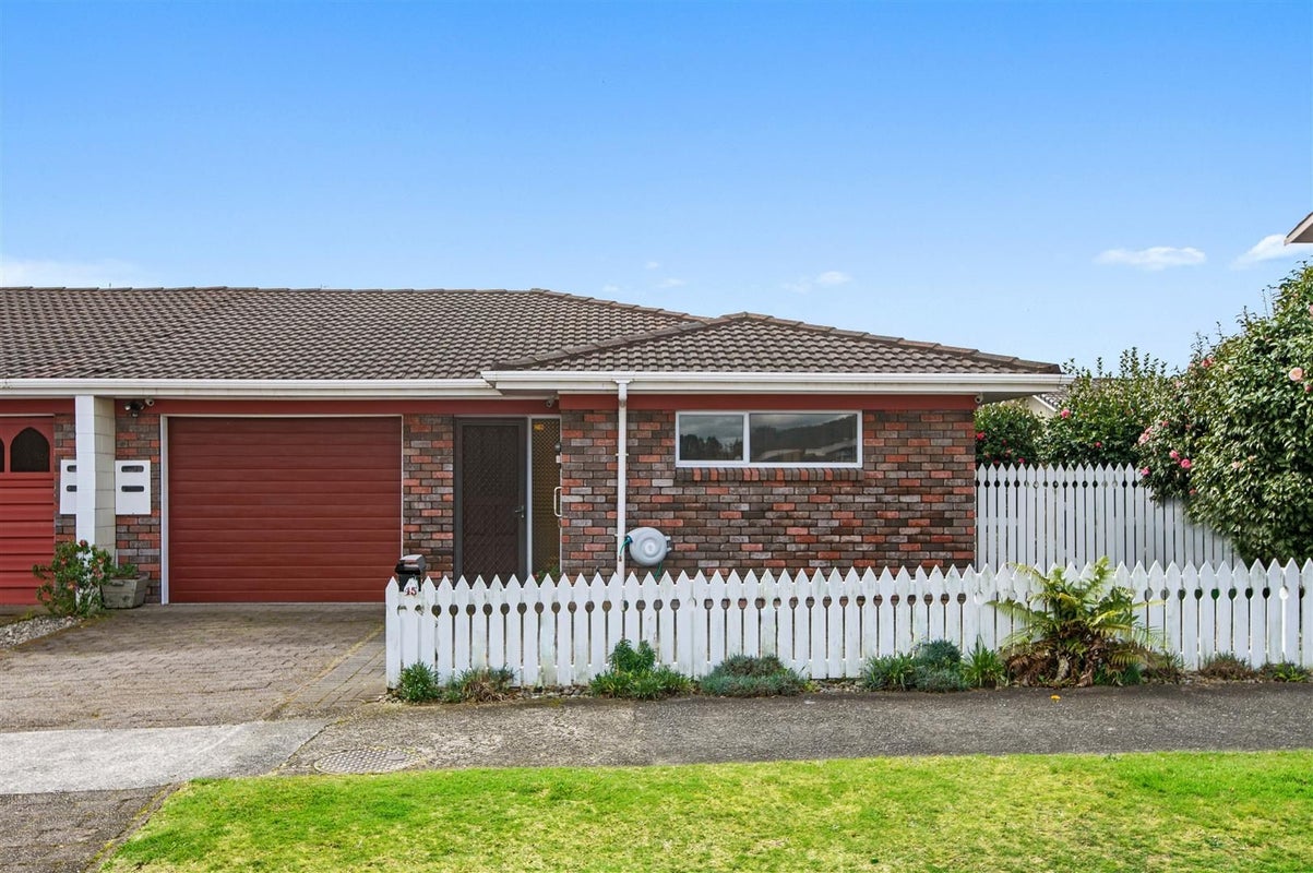45 Grey Street, Glenholme, Rotorua - Carousel 1