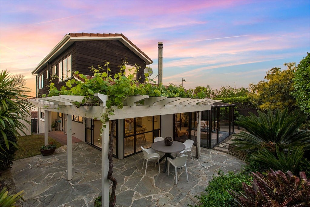 2/25 Onepoto Road, Hauraki, Auckland - Carousel 1