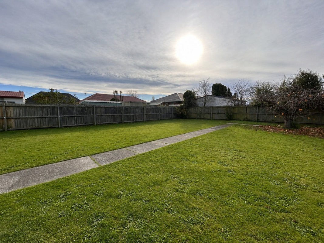 112 Yaldhurst Road, Sockburn, Christchurch - Carousel 13