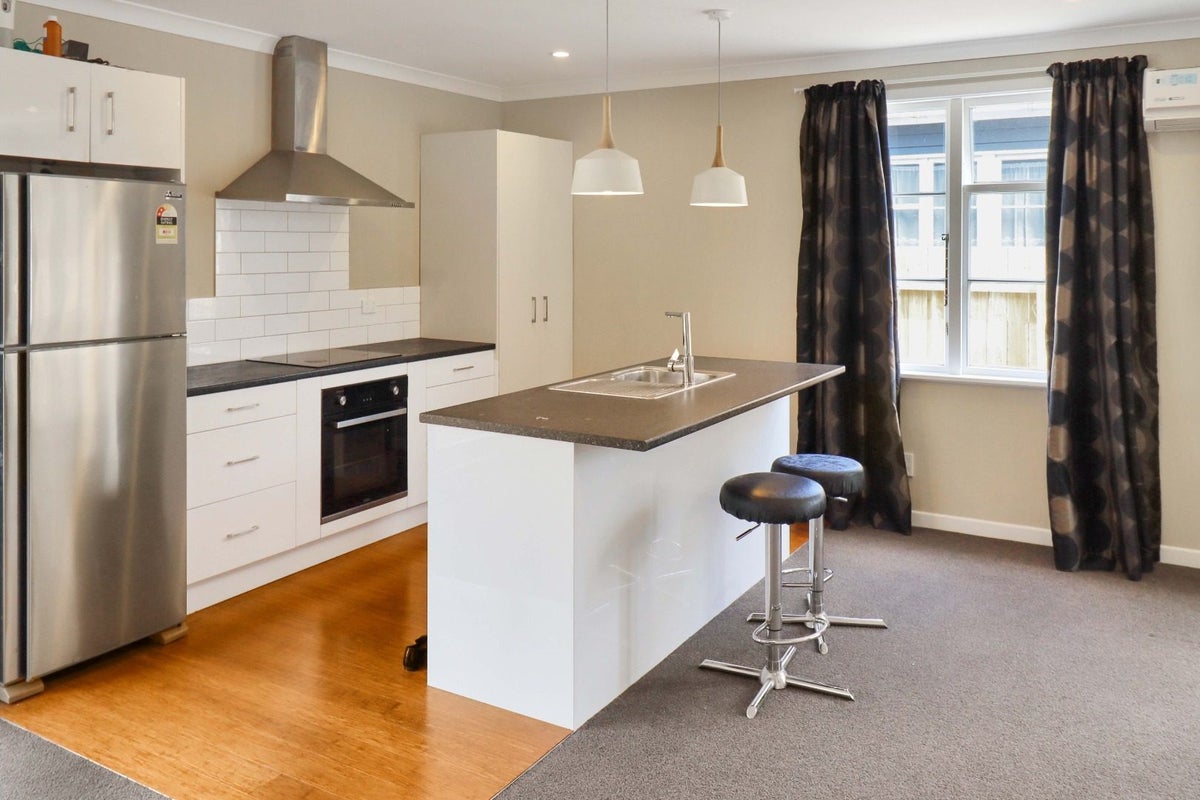 19 Wheatley Street, Naenae, Lower Hutt - Carousel 2