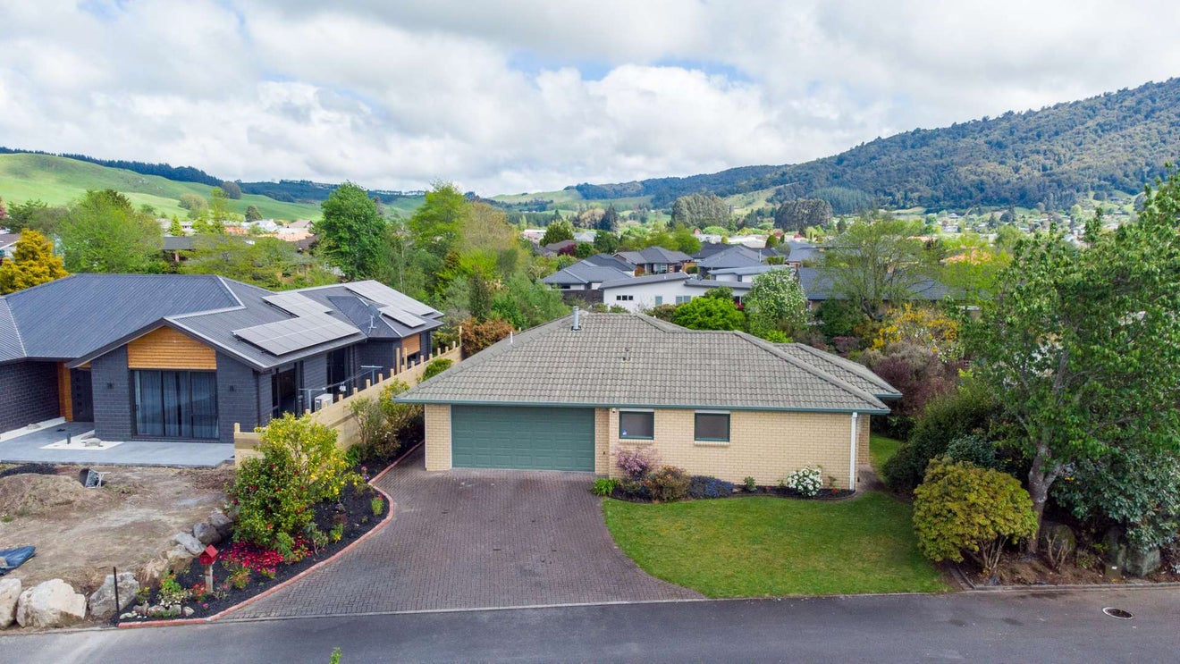 61 Tawavale Street, Pukehangi, Rotorua - Carousel 2