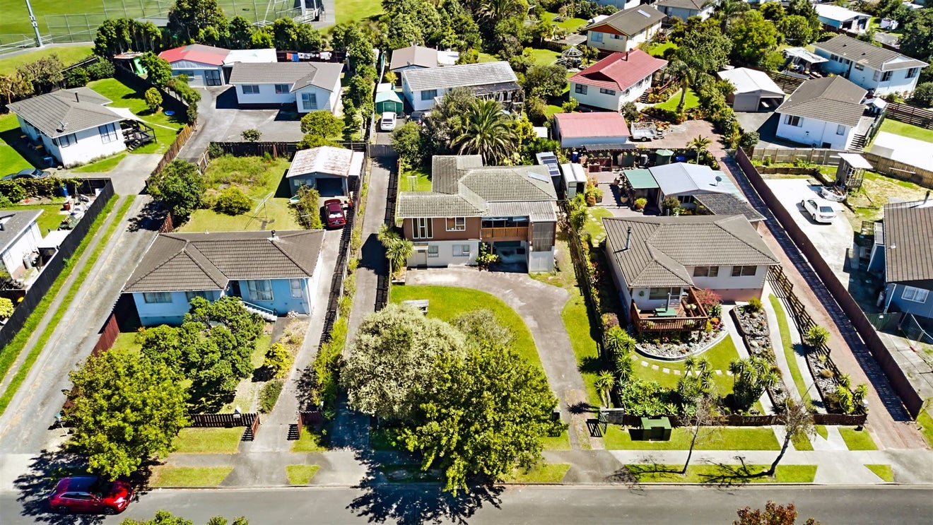 7 Starling Place, Ranui, Auckland - Carousel 2