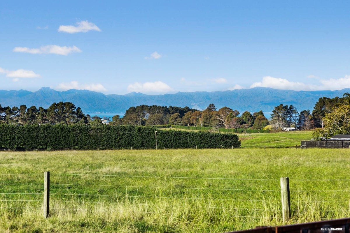 272 Kaiaua Road, Pokeno - Carousel 18