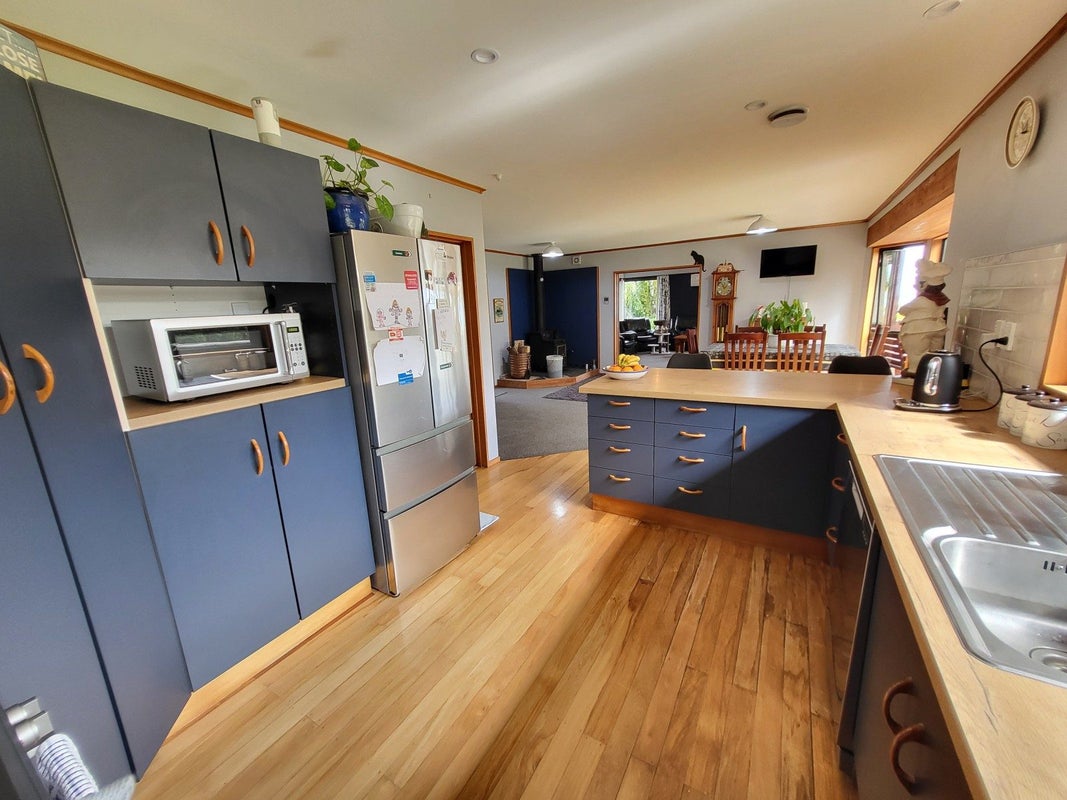340C North Beach Road, Point Elizabeth, Greymouth - Carousel 2