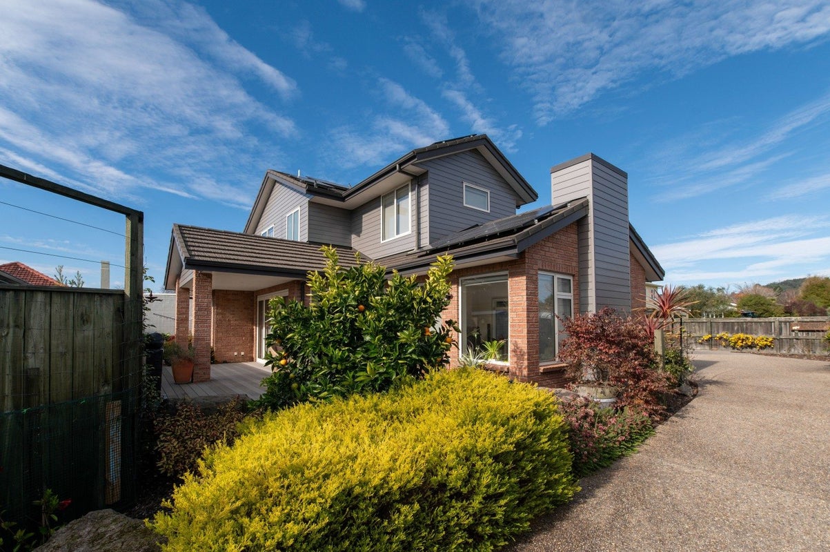 12A Sumner Street, Glenholme, Rotorua - Carousel 1
