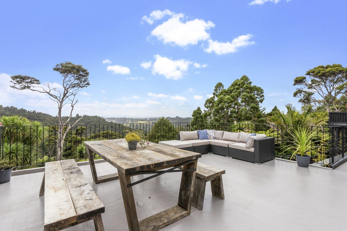 22 Kitewaho Road, Swanson, Auckland - Carousel 1