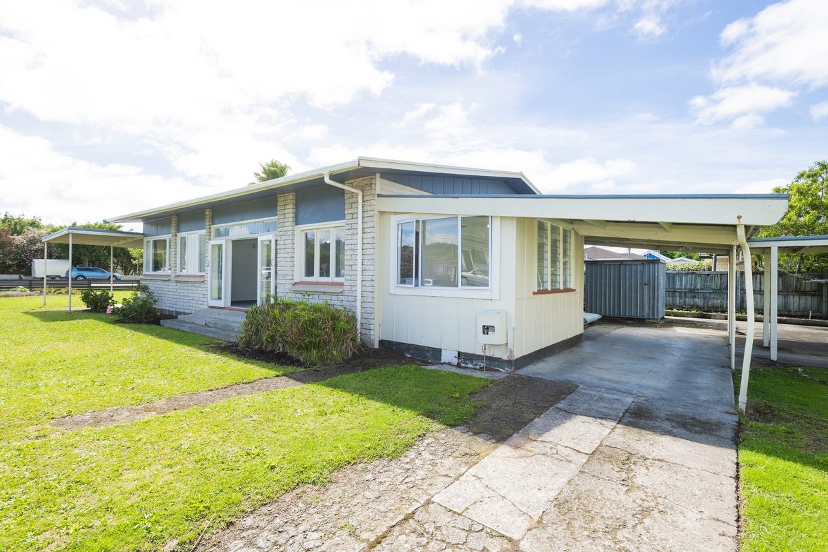 64 Ormond Road, Whataupoko, Gisborne - Carousel 2