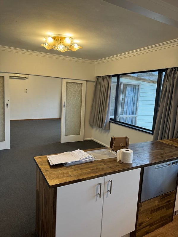 983 High Street, Avalon, Lower Hutt - Carousel 9