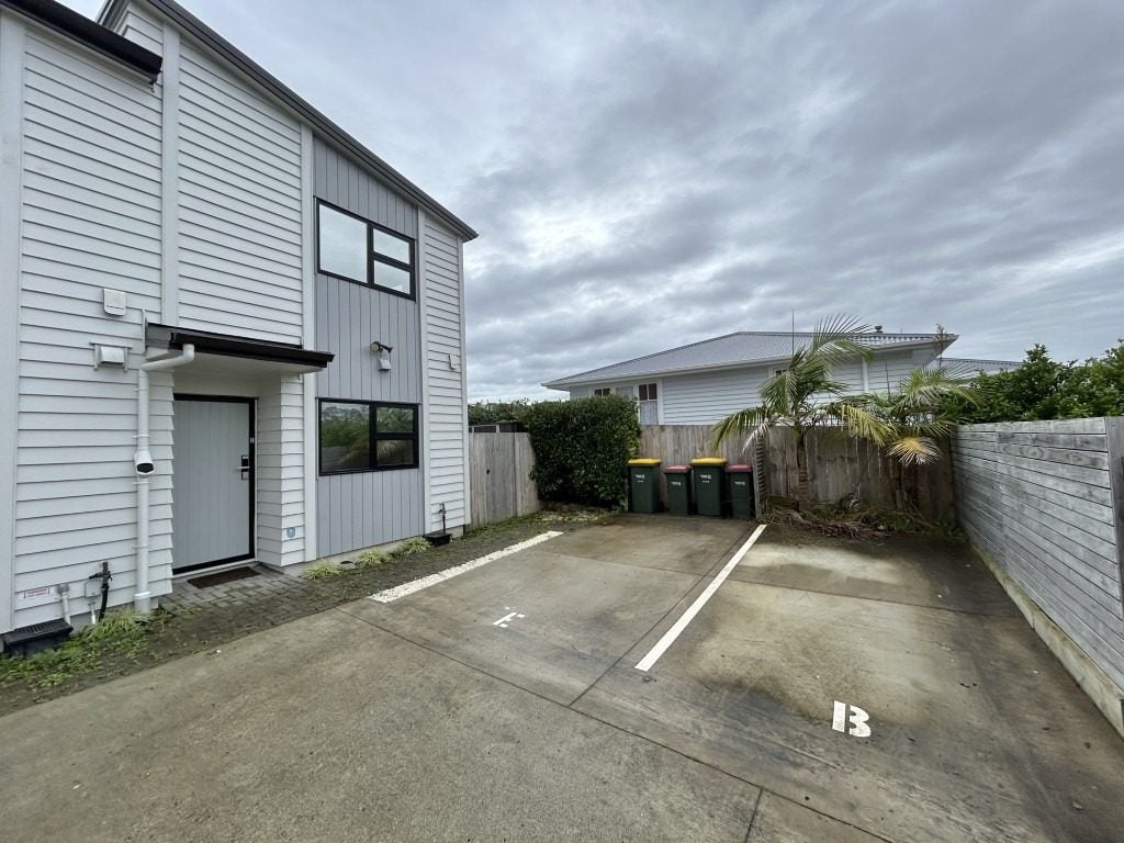 96E Triangle Road, Massey, Auckland - Carousel 2