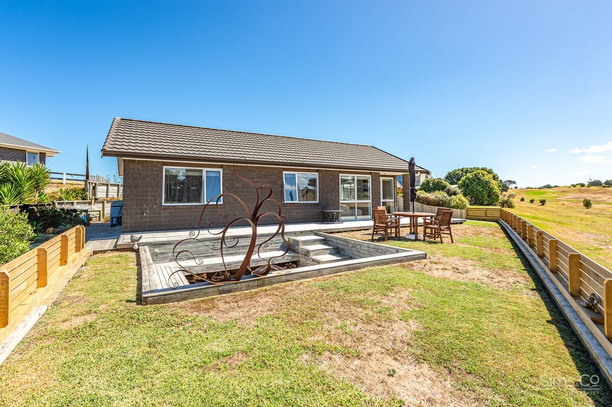 26A Longbeach Drive, Castlecliff, Whanganui - Carousel 2