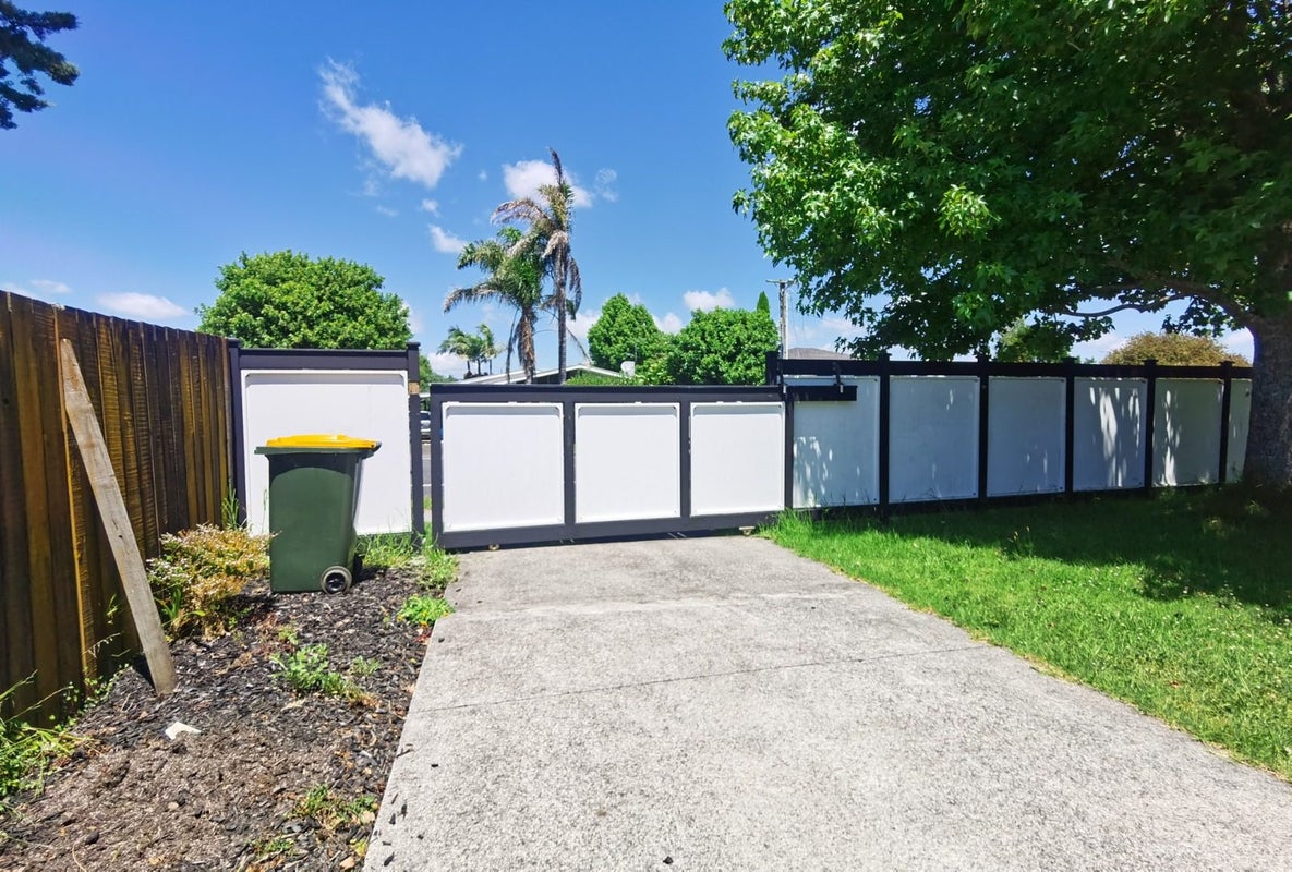 94 Hutchinsons Road, Bucklands Beach, Auckland - Carousel 13