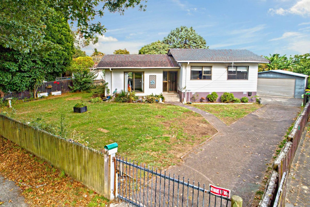 29 Redcrest Avenue, Red Hill, Papakura - Carousel 21