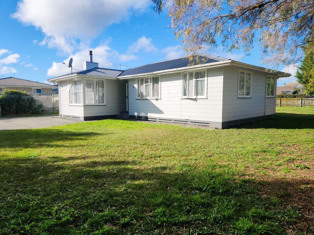 36 Lytton Road, Riverdale, Gisborne - Carousel 1