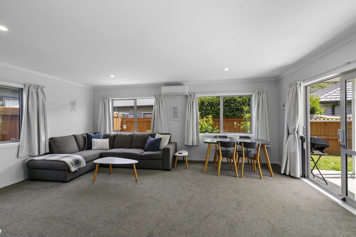 7 Te Toru Street, Taita, Lower Hutt - Carousel 2