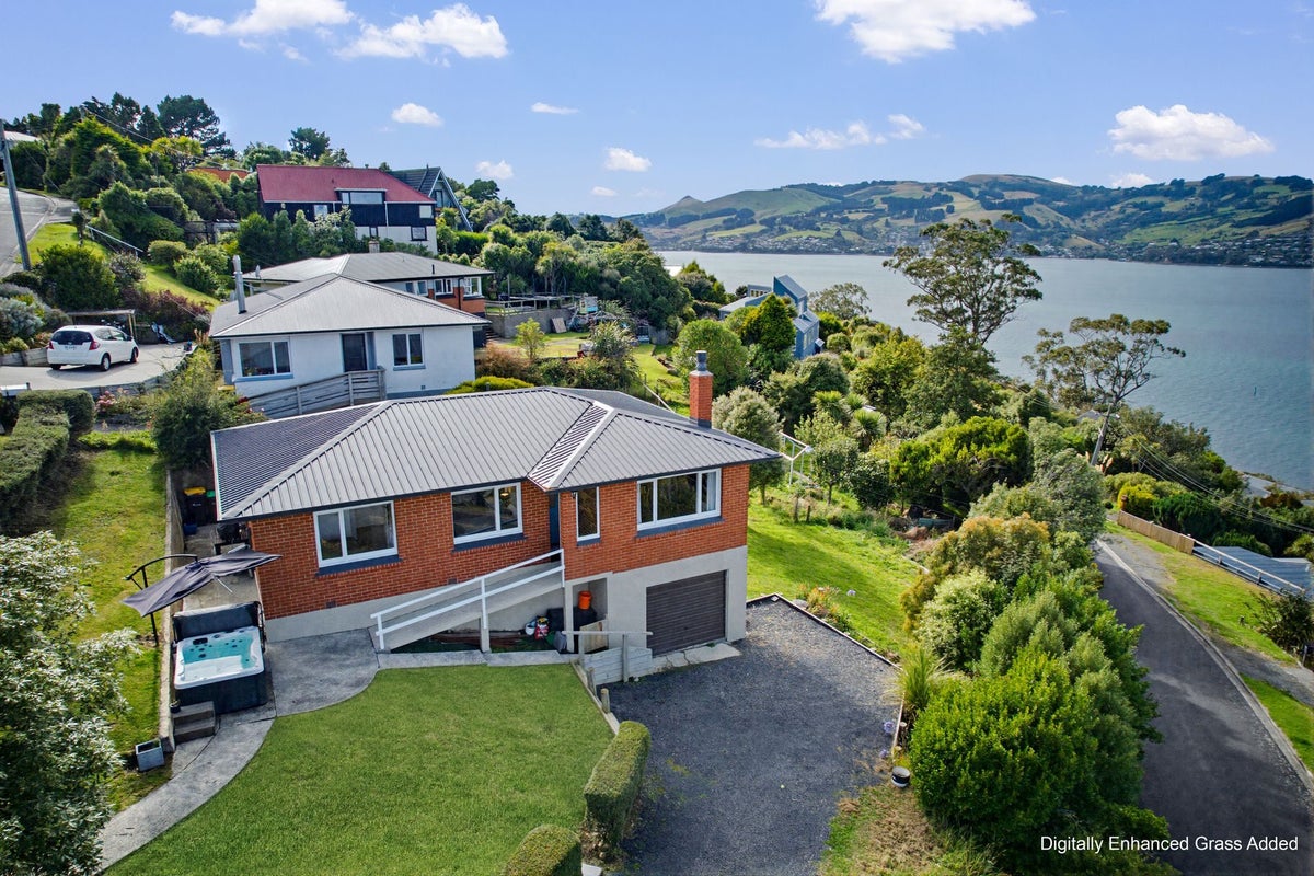 106 Manapouri Street, Maia, Dunedin - Carousel 1