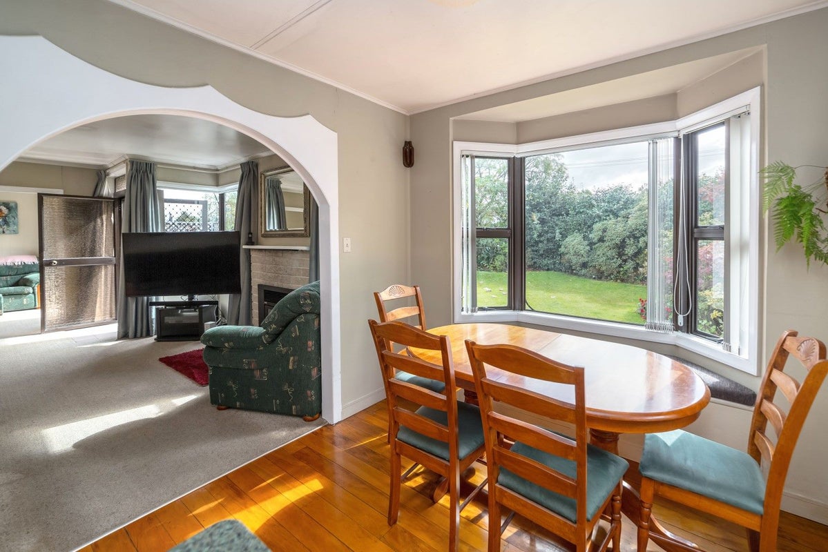 10 Keir Crescent, Lansdowne, Masterton - Carousel 2