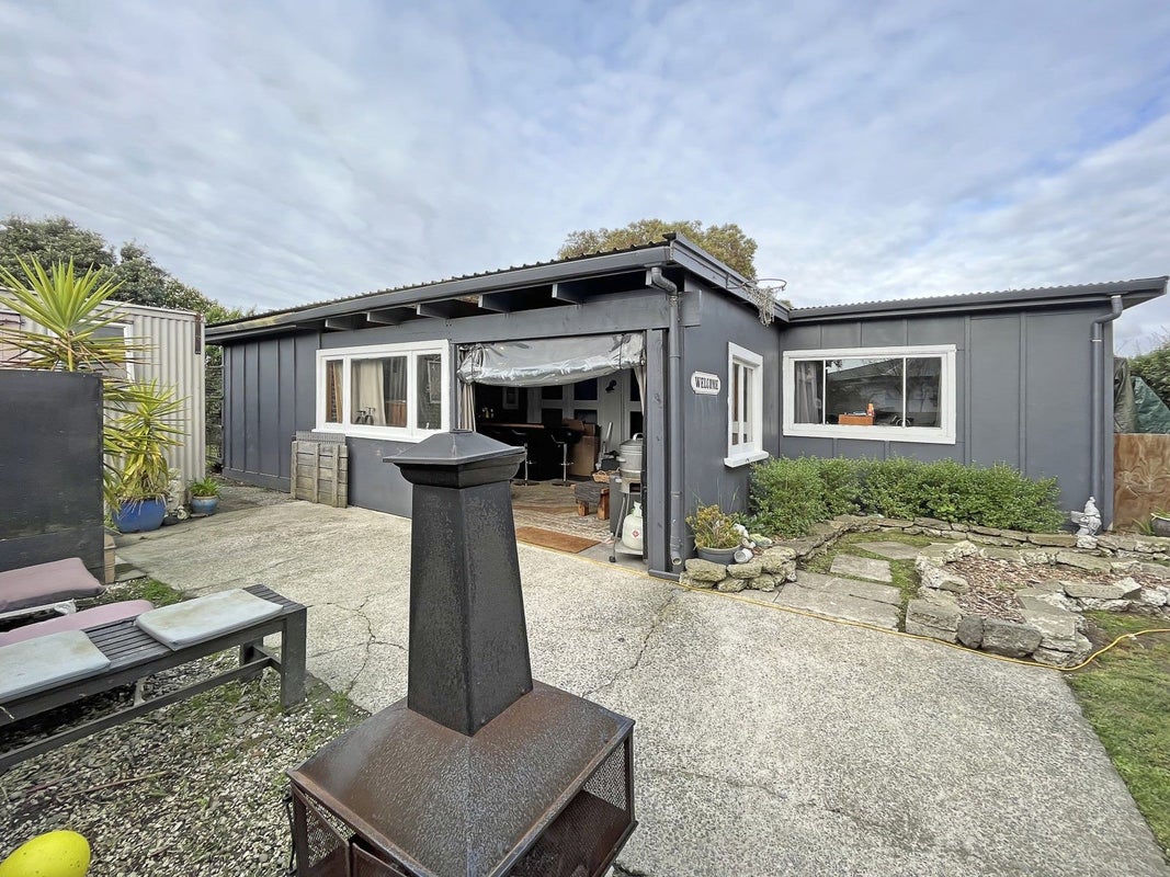 49 Milson Line, Milson, Palmerston North - Carousel 16