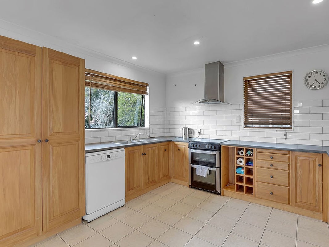10 The Mainsail, Whitby, Porirua - Carousel 2