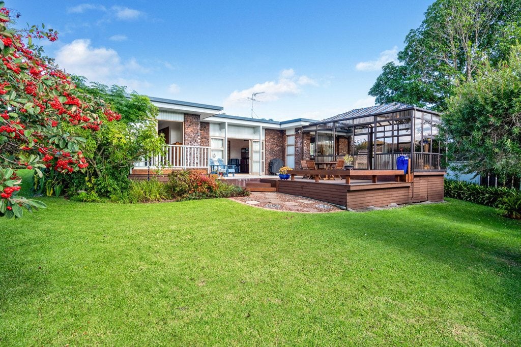 94 Glenmore Road, Sunnyhills, Auckland - Carousel 2