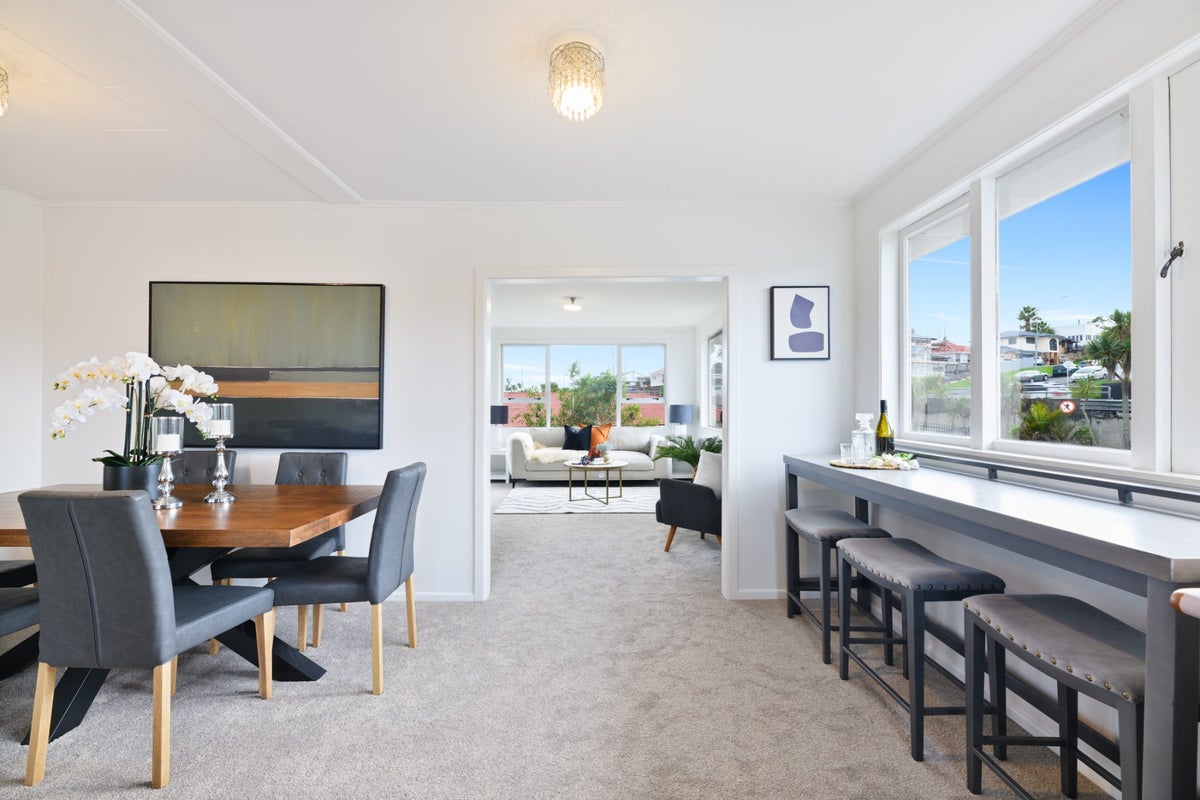 49 Tiverton Road, Avondale, Auckland - Carousel 2