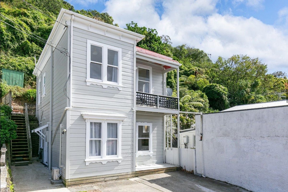 36 Reuben Avenue, Brooklyn, Wellington - Carousel 1