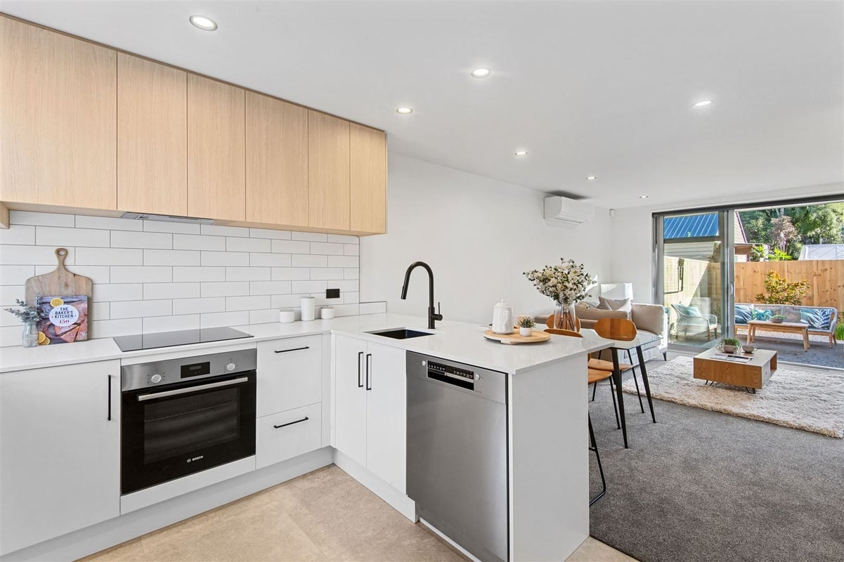7B Buffon Street, Waltham, Christchurch - Carousel 2