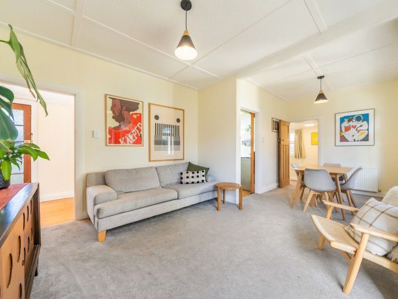 17 Pirie Crescent, Moera, Lower Hutt - Carousel 2