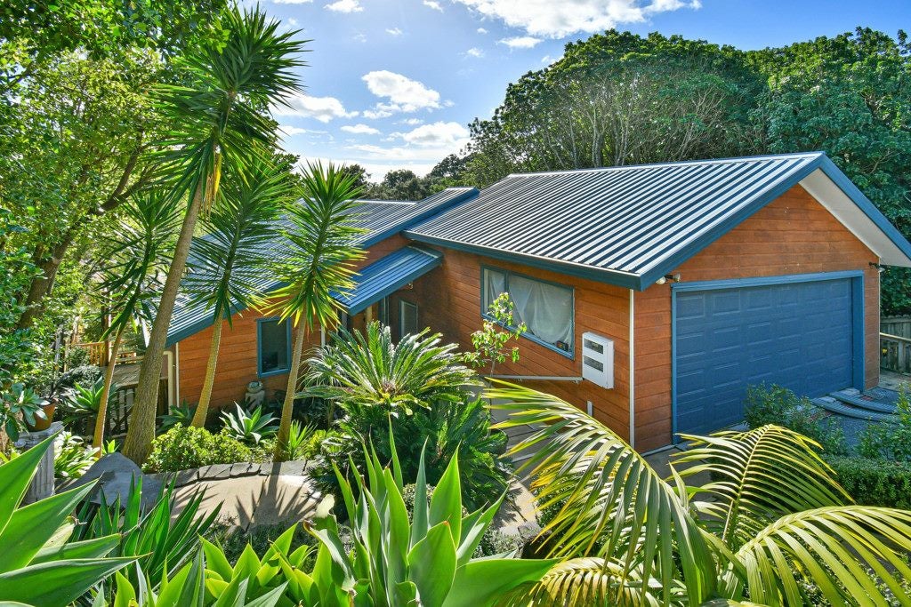 18 Gibbs Crescent, Red Hill, Papakura - Carousel 1