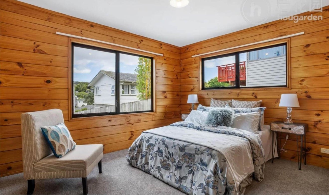 1/16 Laurina Road, Sunnynook, Auckland - Carousel 2