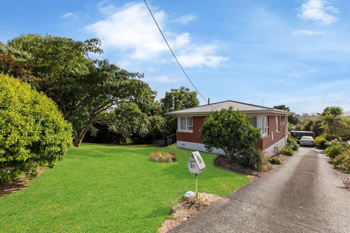 27 Bellevue Avenue, Wellsford, Wellsford - Carousel 2