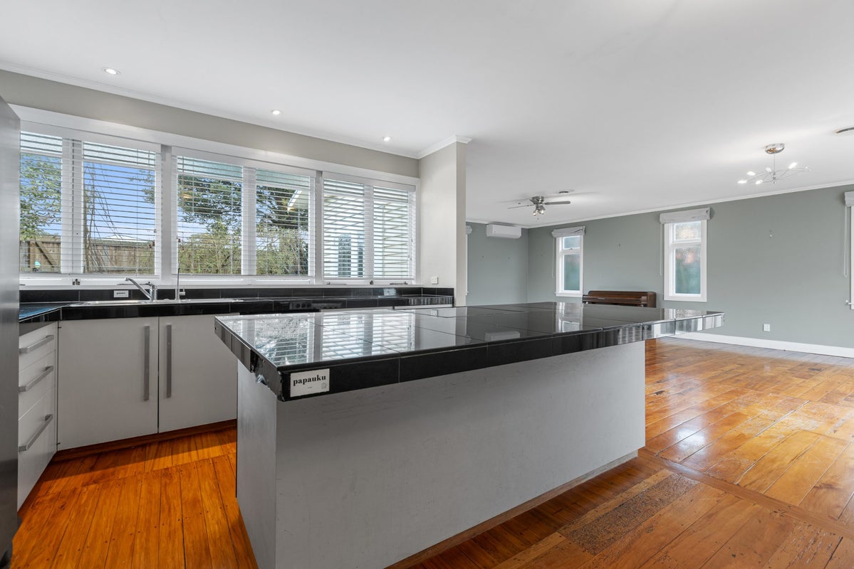 30B Church Street, Gate Pa, Tauranga - Carousel 2