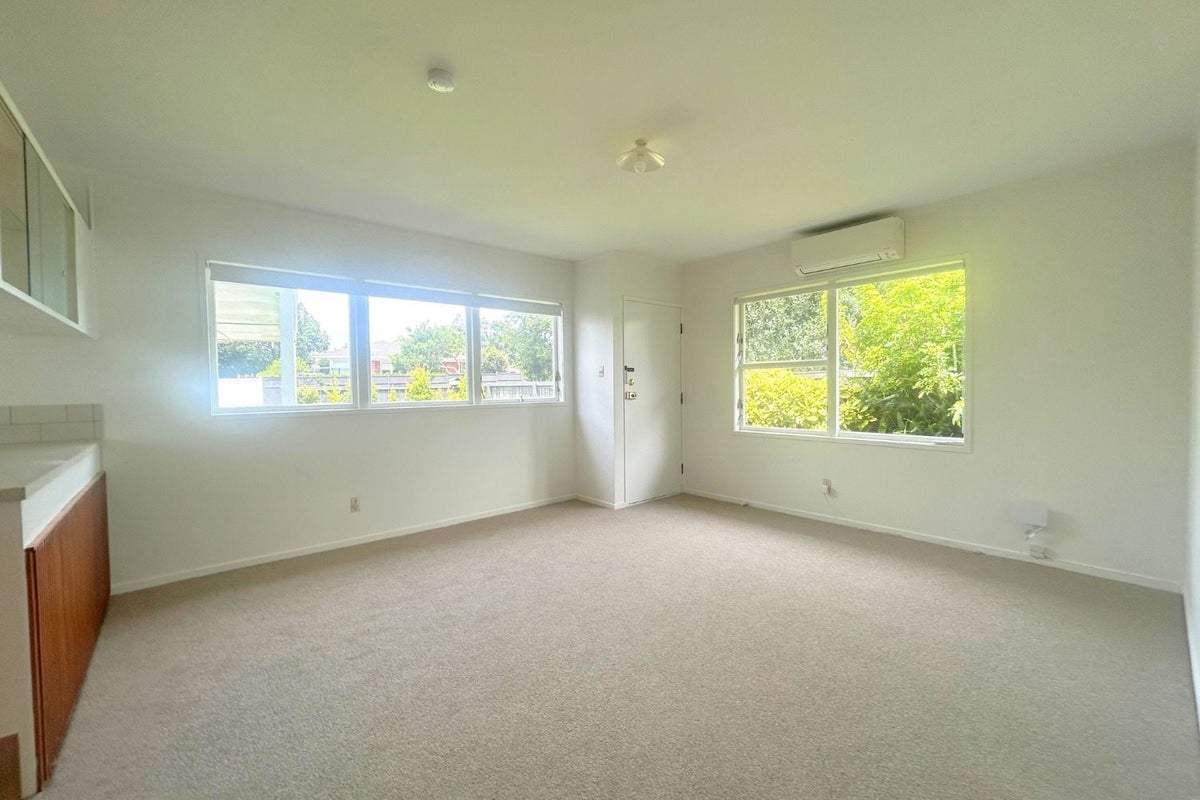 1A Innisfree Drive, Ellerslie, Auckland - Carousel 2
