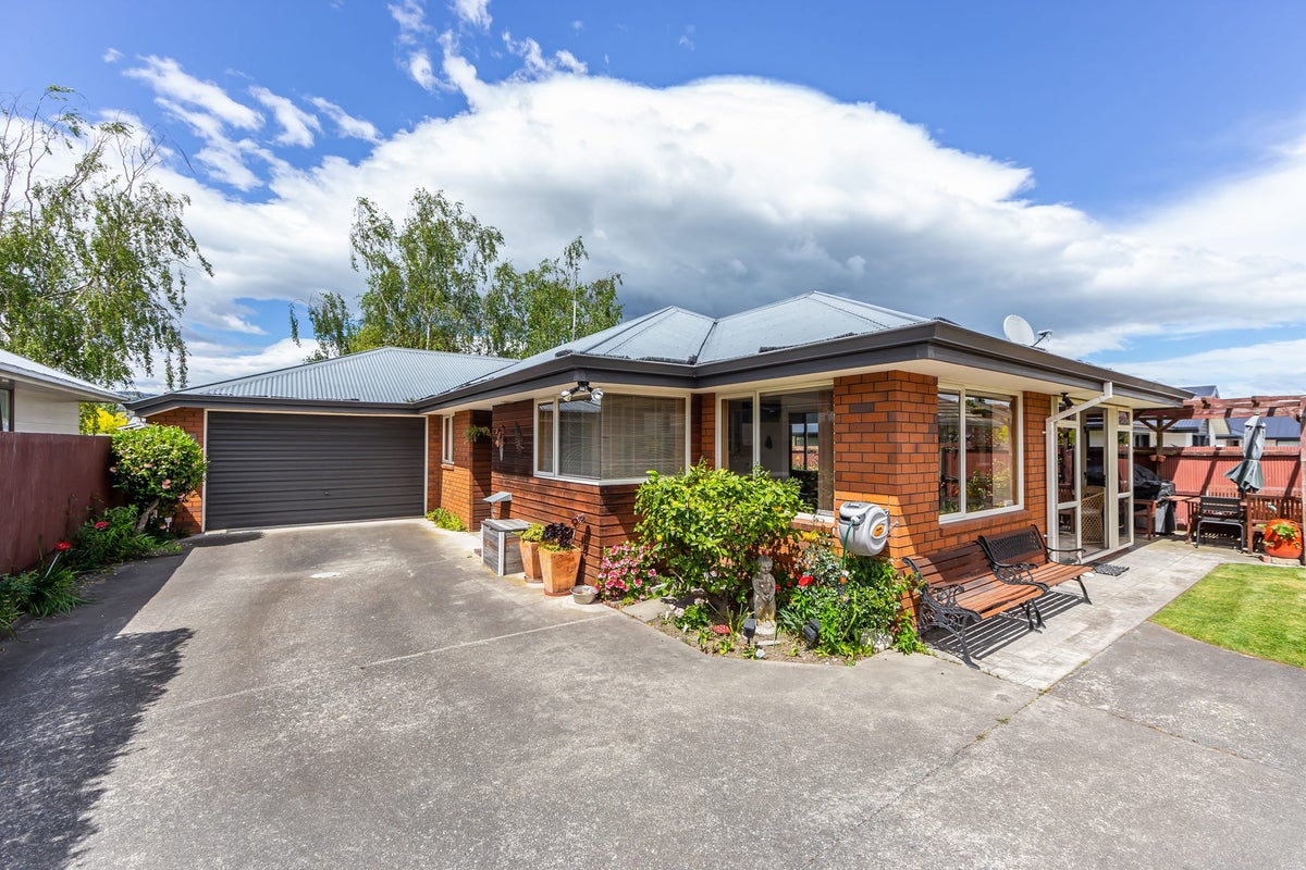 15A Dalkeith Street, Hoon Hay, Christchurch - Carousel 1
