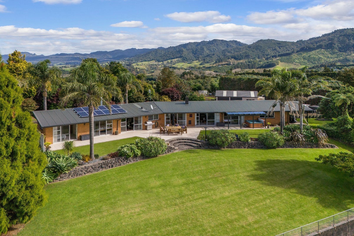 106 Woodland Road, Tahawai, Katikati - Carousel 2