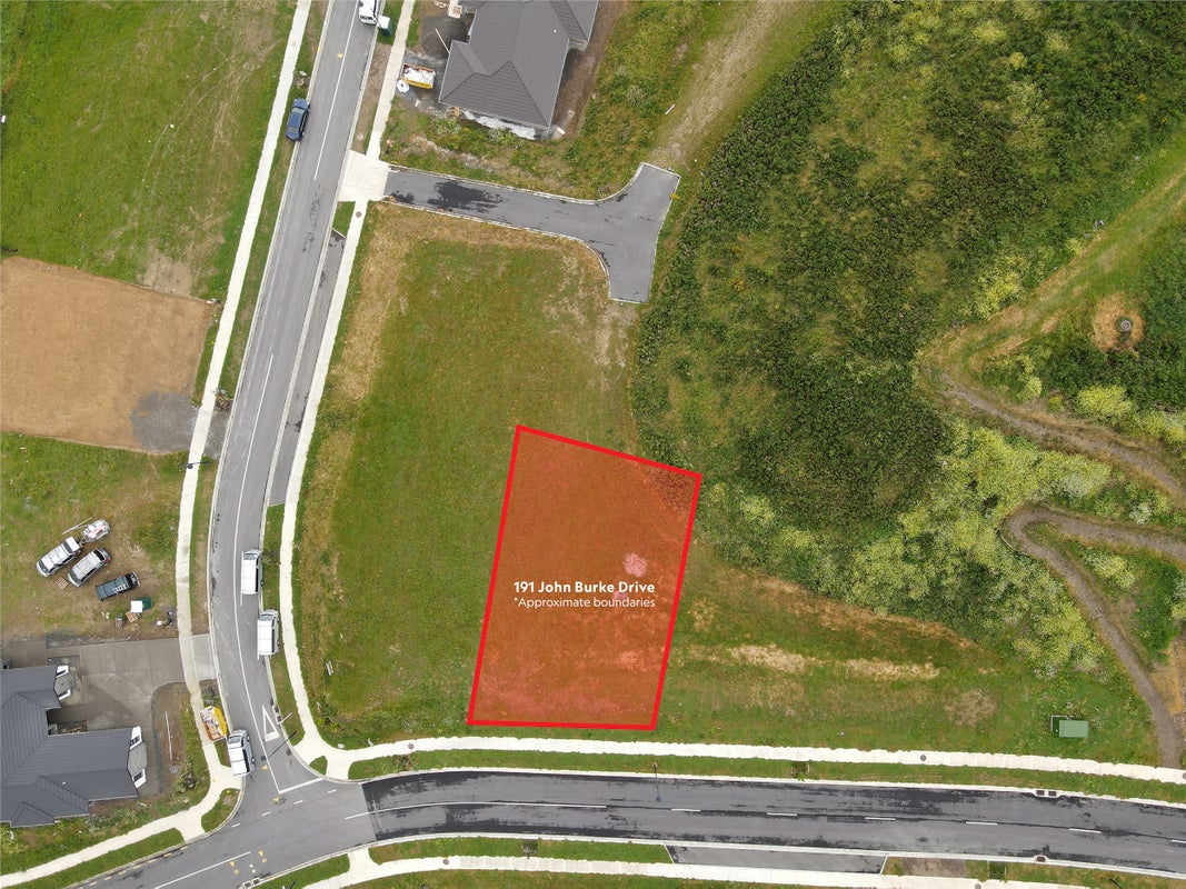 191 John Burke Drive, Aotea, Porirua - Carousel 2