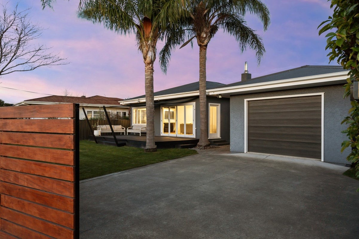 87 Avondale Road, Greenmeadows, Napier, Hawke's Bay - Carousel 1
