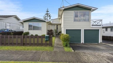 40 Taieri Crescent, Kelson, Lower Hutt - Carousel 1