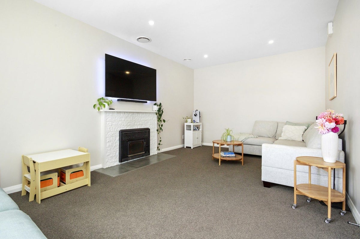 43 Seddon Street, Wallaceville, Upper Hutt - Carousel 2