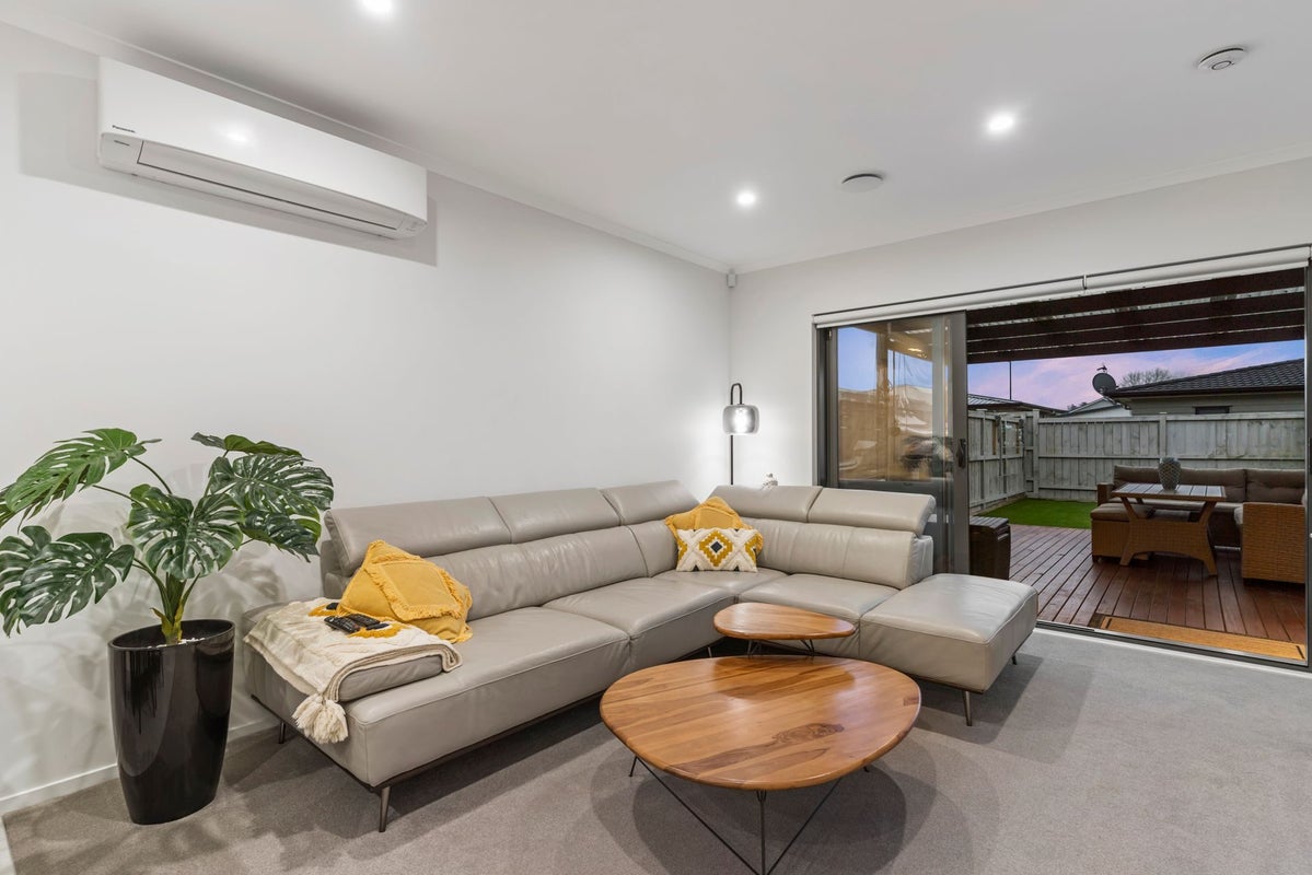 41 Pepene Avenue, Takanini, Auckland - Carousel 2