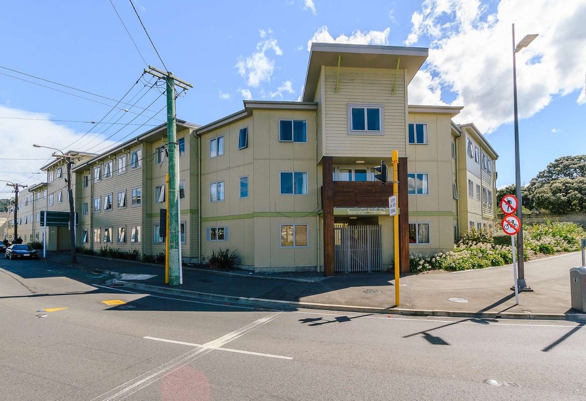31/4 Sussex Street, Mount Cook, Wellington - Carousel 1