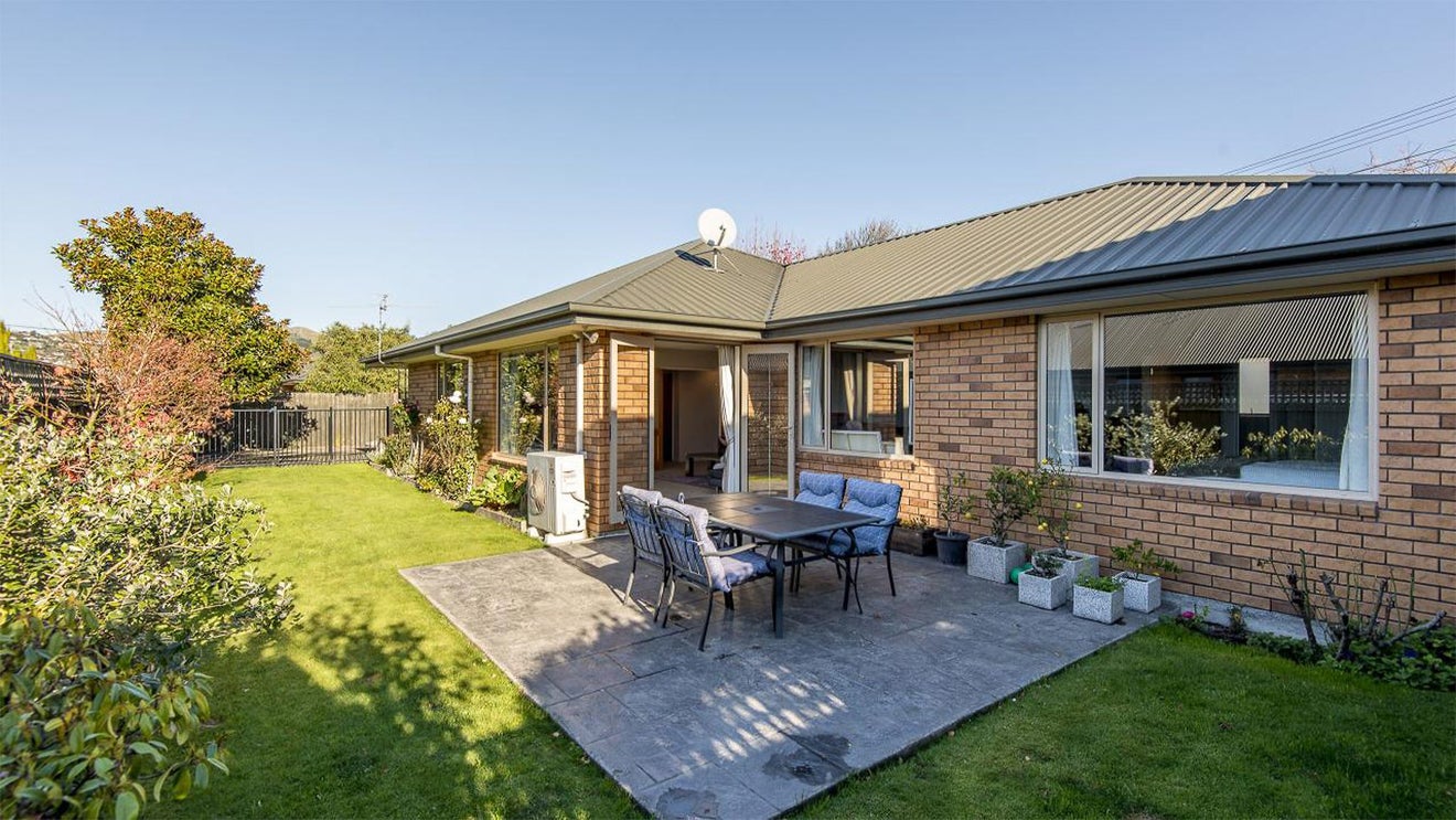 115A Somerfield Street, Somerfield, Christchurch - Carousel 1