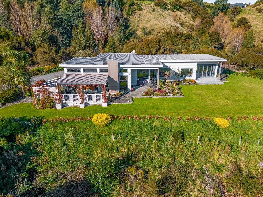 98 Black Rock Road, Te Ore Ore, Masterton - Carousel 2