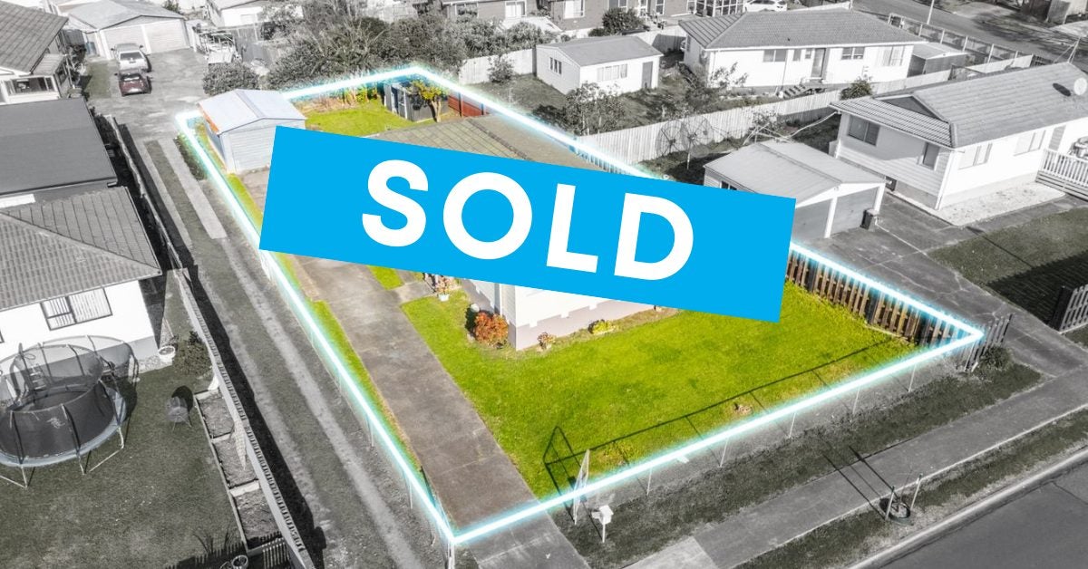 29 Caringbah Drive, Papatoetoe, Manukau City, Auckland - Carousel 1