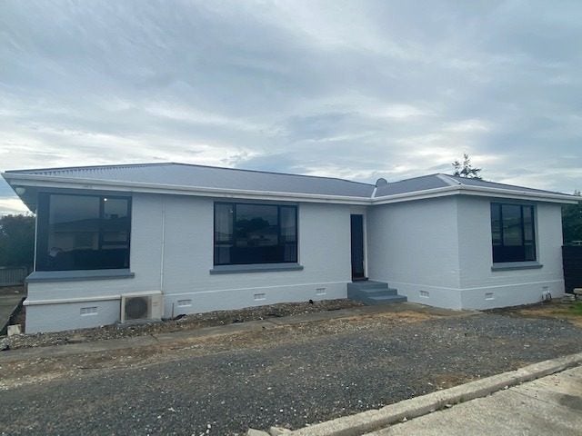 648 Tweed Street, Newfield, Invercargill - Carousel 2