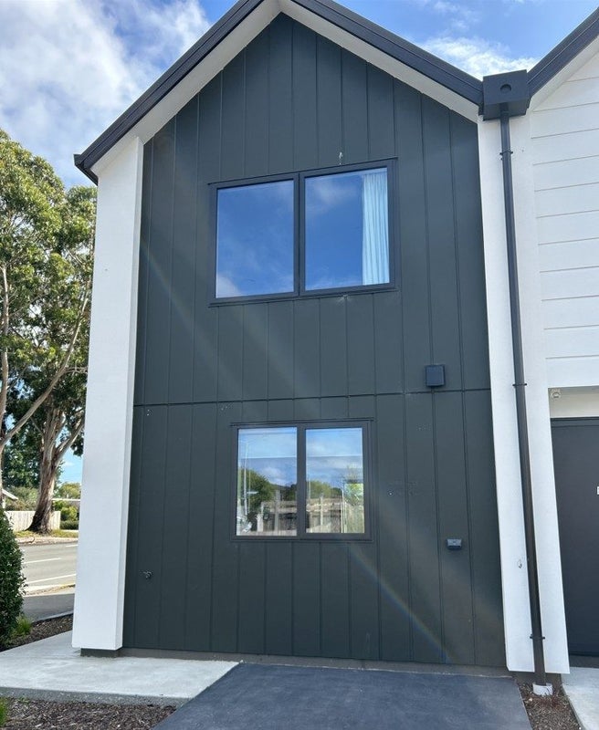 1/100 Aldwins Road, Phillipstown, Christchurch - Carousel 1